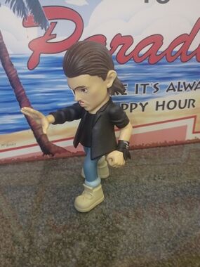 Stranger Thing Eleven Vinyl Figure Loose